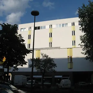 amadeus-hostel-berlin.find-berlin-hotels.com/